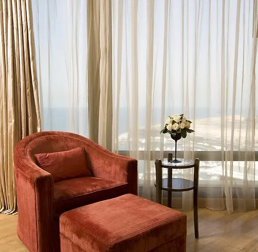 Superior One-Bedroom Apartment